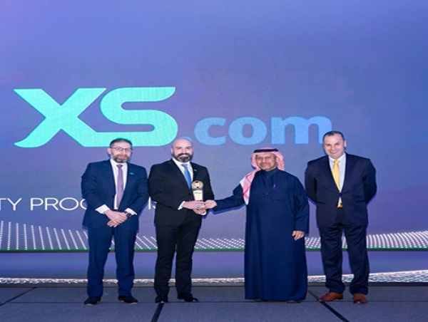  XS.com Remporte le Prix du « Meilleur Programme de Fidélité » au Qatar Financial Expo (QFEX) 