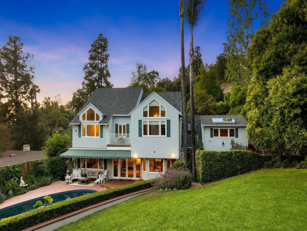  Celebrity-Owned Hollywood Retreat in Studio City Hits the Market, Listed by Jimmy Heckenberg of Rodeo Realty Inc. 