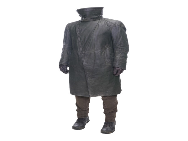 Ryan Gosling's ‘Blade Runner 2049’ Gear: Future Classics Set to Command Big Bids at Propstore’s Online Auction
