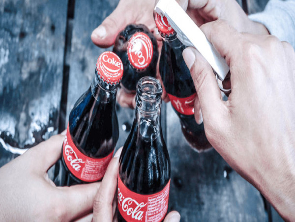  Trump’s aluminum tariffs may force Coca-Cola to use more plastic bottles 