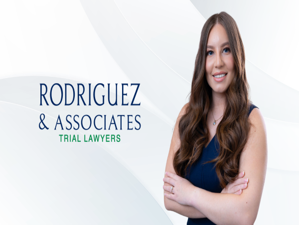  Alexis Paredez Joins Rodriguez & Associates as an Attorney 