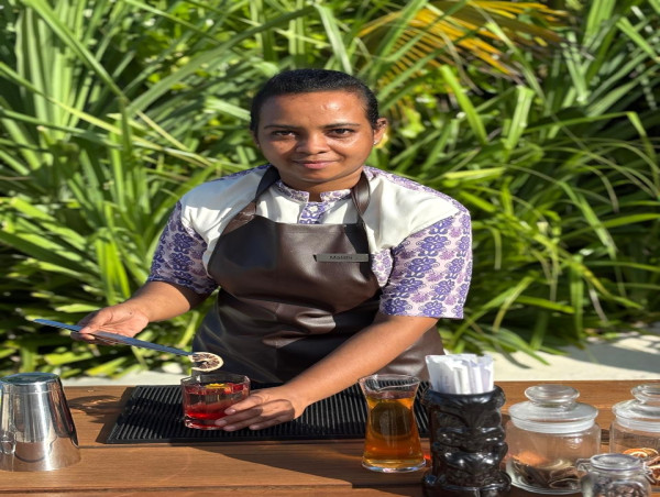  Malithi Pabasara: Crafting Experiences Through Mixology at Cinnamon Velifushi Maldives 