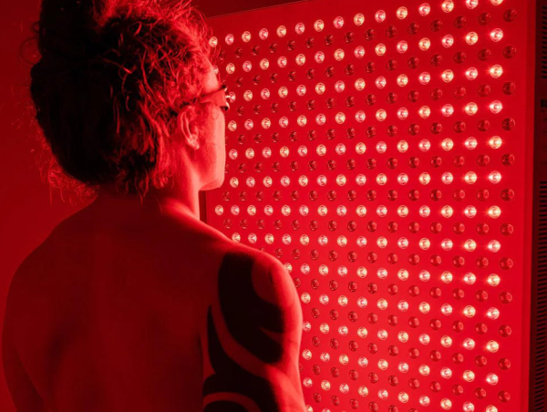  Interest in Red Light Therapy Surges in DFW as Research Highlights Longevity and Recovery Benefits 