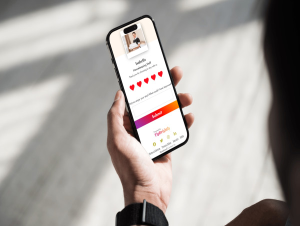 Luxury Hotels Introduce Digital Tipping to Enhance Guest Experience