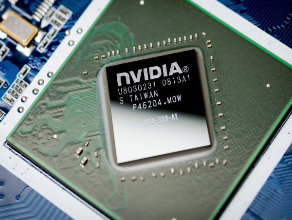  Nvidia Q4 earnings beat estimates, shares flat 