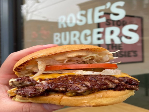  Happy Belly Food Group's Smash Burger Brand Rosie's Burgers Signs 15 Unit Area Development Agreement in Atlantic Canada 