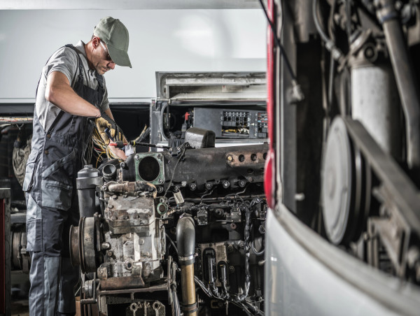  NTTRDirectory.com Spotlights Key Industries Driving Demand for Truck Repair Services 