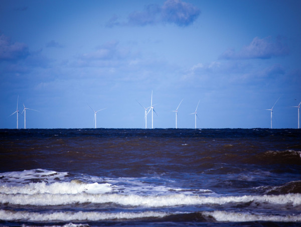  Global offshore wind poised for landmark 19GW of additions in 2025 