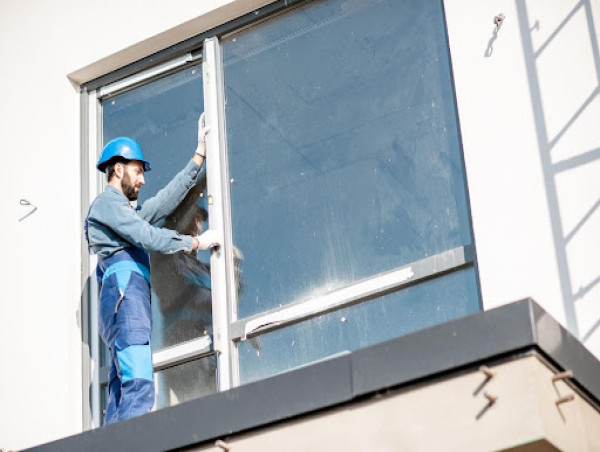  Cypress Door and Glass LLC Provides Expert Emergency Glass Repair for Commercial Properties 