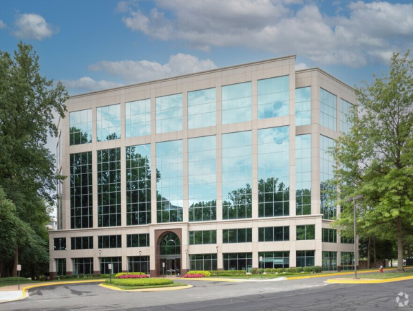  Golden Eagle Group Achieves 98% Lease-Up at 3130 Fairview Park Drive Following Comprehensive Renovation 