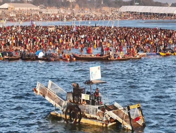  Maha Kumbh 2025 Sees Record 600 Tons of Floating Waste Recycling, Offers Lessons for Many 