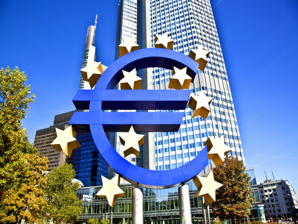  EUR/USD forecast: signal after ECB rate cut and US NFP data 