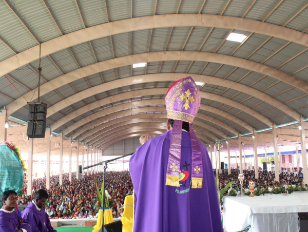  30,000 ‘Pilgrims of Hope’ Gather for 26th Annual Catholic Mega Bible Convention in Srikakulam Diocese 