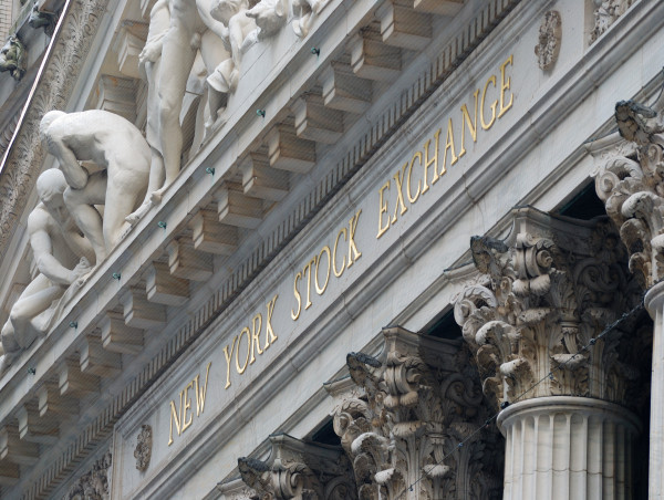 JEPI ETF is beating the S&P 500 index, but a risky pattern has formed