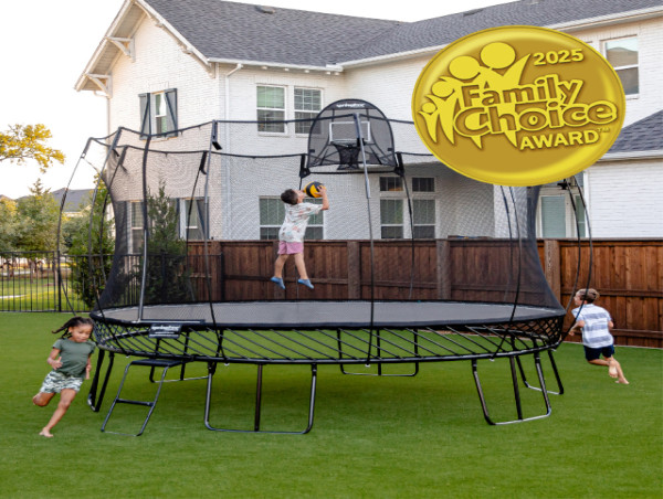  Springfree Costco Exclusive Trampoline Wins 2025 Family Choice Award 