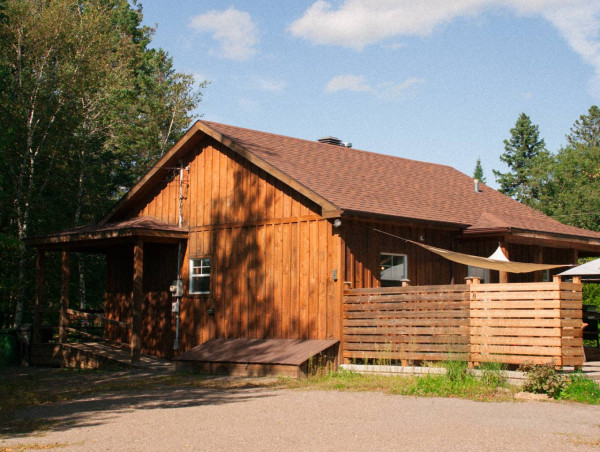  Kilomètre 42 : L’escapade idéale pour un été 2025 au cœur de la nature des Laurentides 