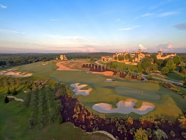  Bella Collina Real Estate Achieves Record-Breaking Sales in Early 2025 