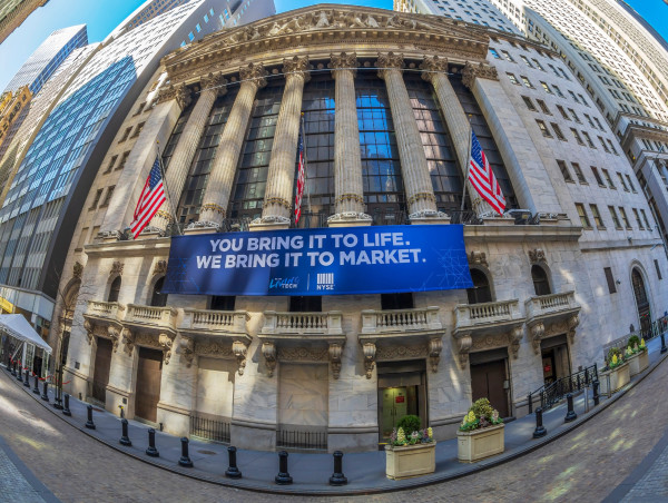 Market sell-off drags Dow, S&P 500 down; Tesla, Google dip and Lucid surges