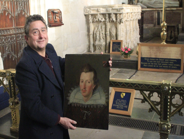  Netflix Doc Follows Window Cleaner Who Finds Lost Shakespeare Portrait Worth £200 Million 