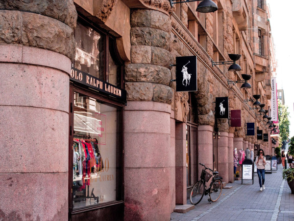 Gap and Ralph Lauren: 2 retail stocks to buy after February inflation data