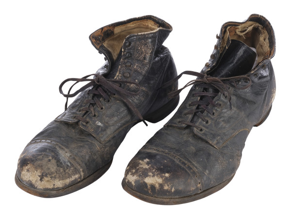 CHARLIE CHAPLIN’S ICONIC “LITTLE TRAMP” BOOTS TO BE SOLD IN LOS ANGELES AUCTION THIS MONTH