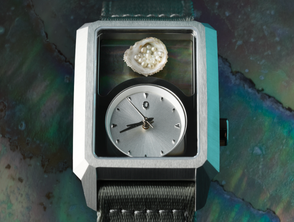  Mahmood Qannati Pioneers First Watchmaking Course in Bahrain, Creating Middle East's New Horological Hub 