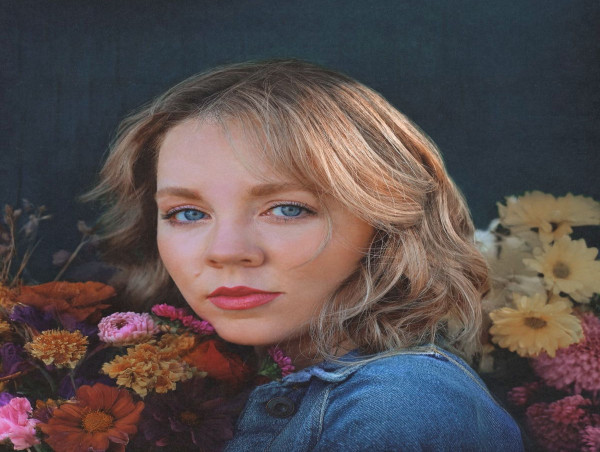 Breakout Singer-Songwriter Sarah Reeves Lands Two Award Nominations for Her Debut Feature Film Role in ‘God’s Here’