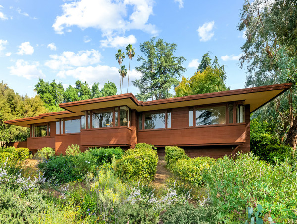A Piece of Usonian History: The Melzer Residence by Architect James De Long Lists in Redlands