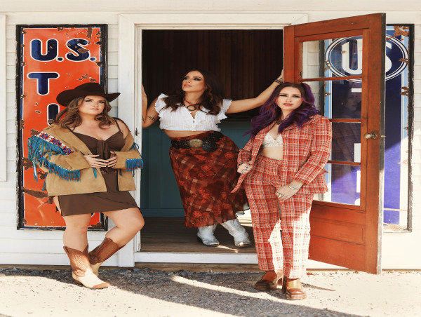  Country Music Group July Moon Set to Launch New Music Video 'Highway' Featuring Nascar's Ryan Ellis 