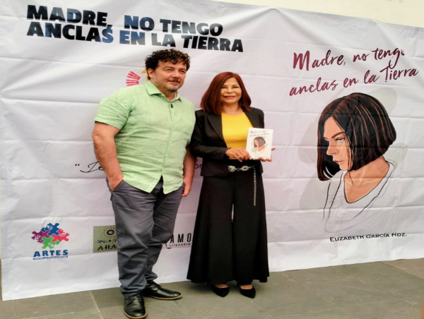  Psychologist and author Elizabeth García Hernández Launched Her Second Book in Mexico City 