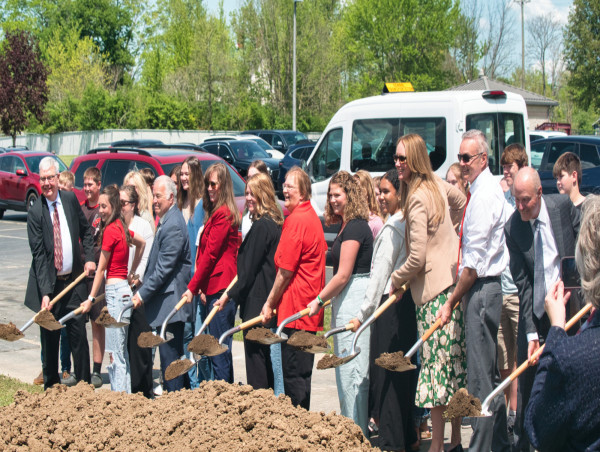 Groundbreaking Ceremony for School-Based Health Center in Piketon, Ohio