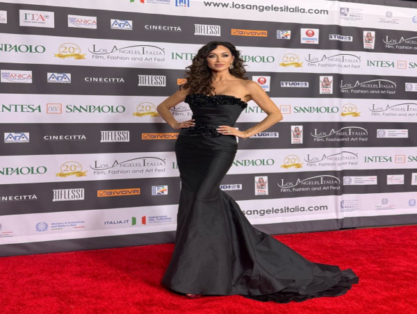  Tess Mann Atelier Designs Shine on Italian Cinema Red Carpet 