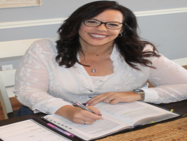 Author and Christian Weight Loss Coach Offers Faith-Based Approach as Ozempic and Mounjaro Trend in Weight Loss Culture