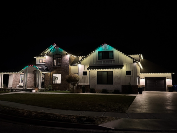 Lavish Lifestyle Offers 25% Off Permanent Lighting Services Throughout May
