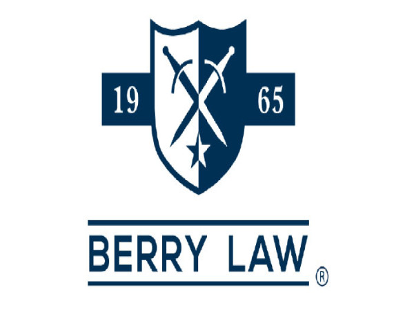 Berry Law and HeroStock Present a Free Memorial Day Concert Featuring Dave Bray USA at SumTur Amphitheater