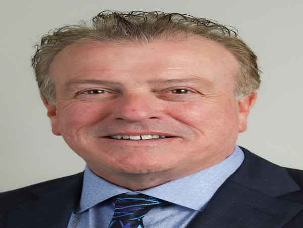 Michael Clifford, Director of Casino Operations at Caesars Entertainment, to Appear at Casino Collectibles Show