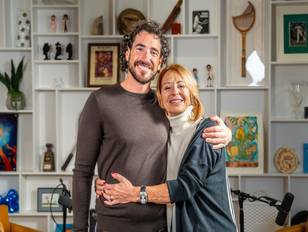 Alex Perry On Fire podcast celebrates Mother's Day this year with ‘I love you’
