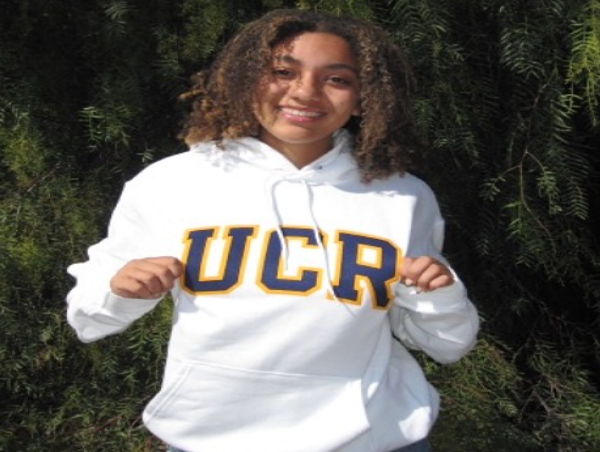 Mia DiLeo Named First Female Recipient of Edgar Family Foundation Scholarship