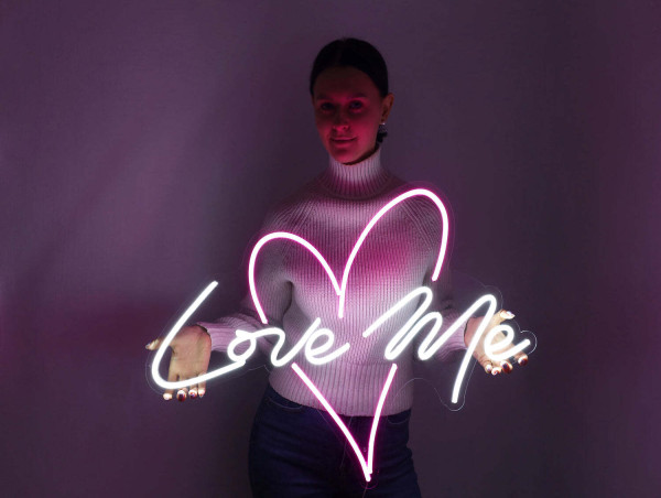 Quality and Durability in Neon Sign Production from OasisNeonSigns.com