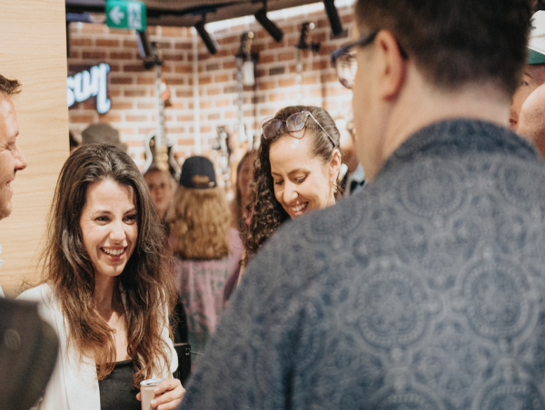 Zenith Cafe Hosts Intimate London Showcase at Gibson Garage to Spotlight Rising Talent