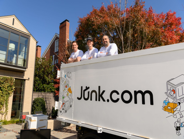  JUNK.COM ENCOURAGES A FRESH START THIS NATIONAL PACK RAT DAY, MAY 17 