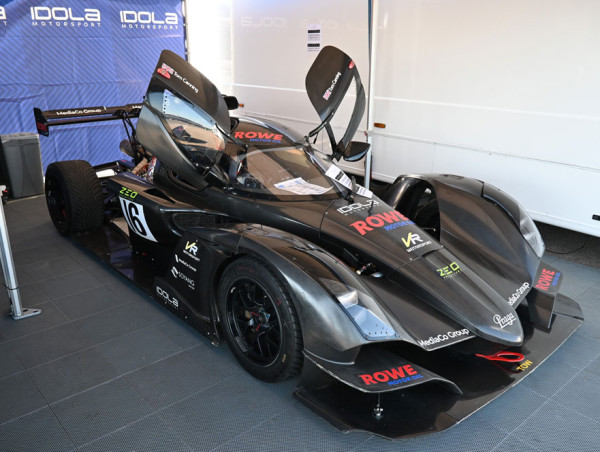 Minnesota Based Yacht Brokerage Company Becomes Le Mans Race Team Sponsor