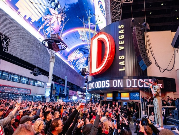 FREMONT STREET EXPERIENCE’S ICONIC FREE CONCERT SERIES DOWNTOWN ROCKS ADDS MORE ACTS TO STACKED 2025 LINEUP