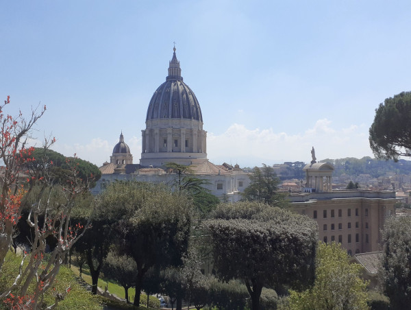 Route4U Rende Accessibile la Città del Vaticano alle Persone in Sedia a Rotelle in Memoria di Papa Francesco