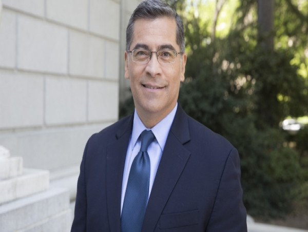 Former HHS Sec. Xavier Becerra to Speak Before Hundreds of Latino Physicians, Other Professionals at NHMA Conference