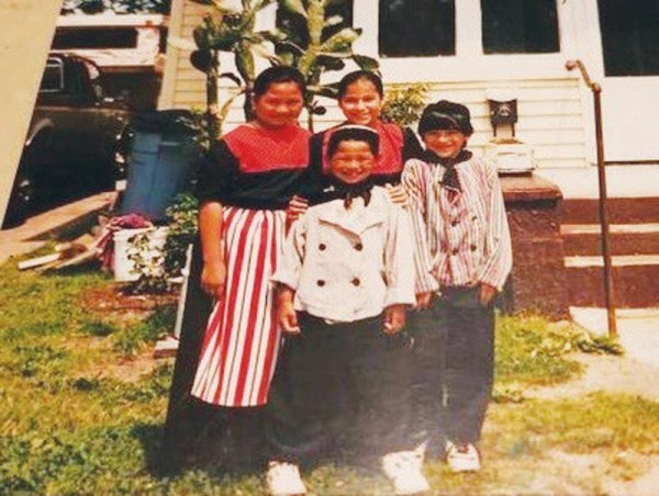 From Dutch Costumes to Cacti: Award-Winning Picture Book Explores Mexican-American Roots in 'Where Nopalitos Grow'
