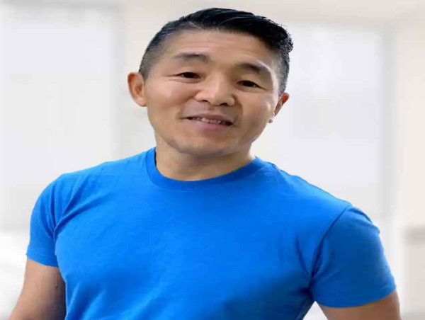 3 Years of Excellence. Toronto Chiropractor Dr. Ken Nakamura Wins Big Again with the 2025 ThreeBestRated® Award.