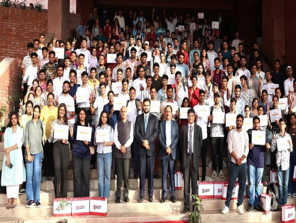 Chandigarh University in Collaboration with Microsoft & FITT Organises One -Day Workshop 'Unnati AI' for First Batch of Students