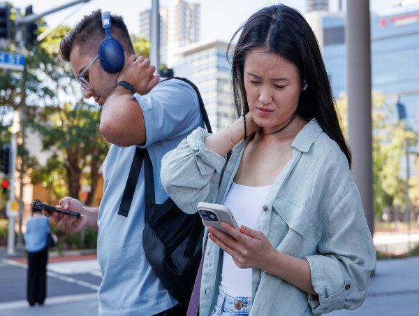 New National Survey Reveals Tech Neck a Growing Public Health Concern
