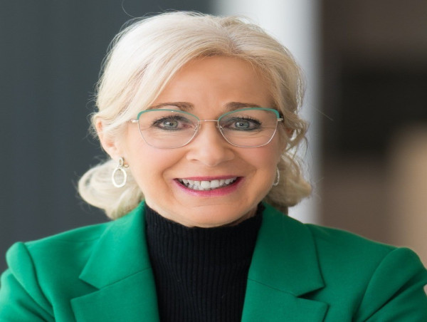  Jill Maidment selected as Top Executive Business Coach of the Year by IAOTP 